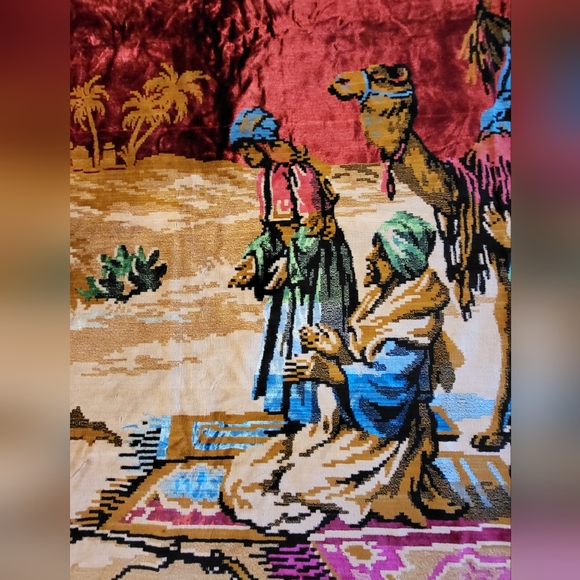 Vintage Velvet Rug w/Three Wise Men and Camel Caravan - Picture 6 of 8